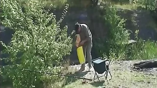Horny bitch fucks a stranger in the lead fishing lake